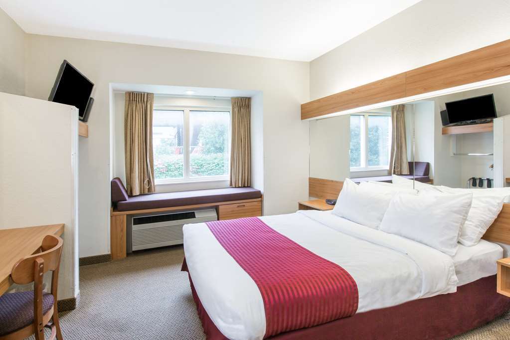 Quality Inn & Suites Robbinsville Cameră foto